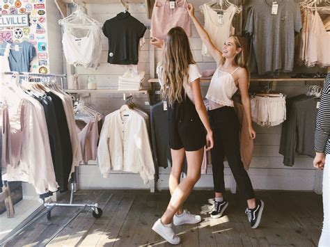 who created brandy melville|what happened to brandy melville.